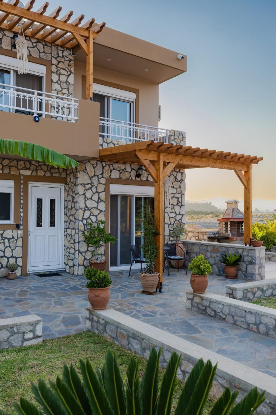 Property building, Garden, View (from property/room), Balcony/Terrace, Garden view