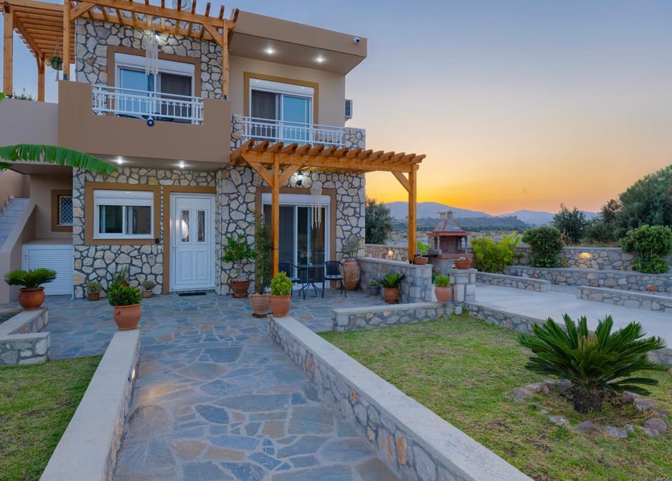 Property building, Garden, Garden view