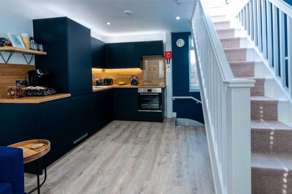 Kitchen or kitchenette, Food and drinks, Decorative detail, kitchen