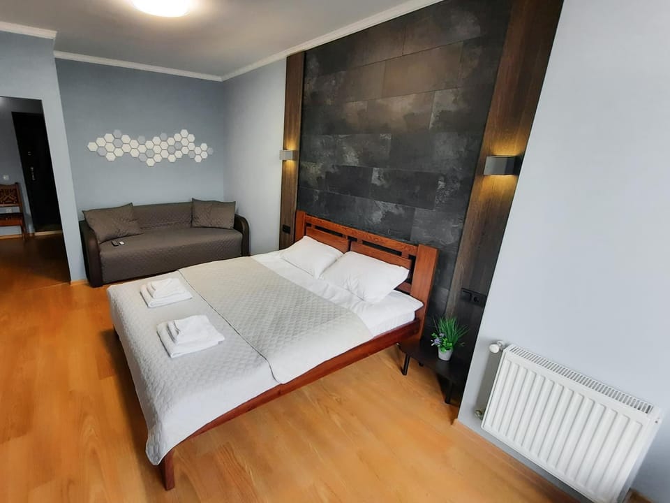 Bed, Photo of the whole room, Bedroom, internet