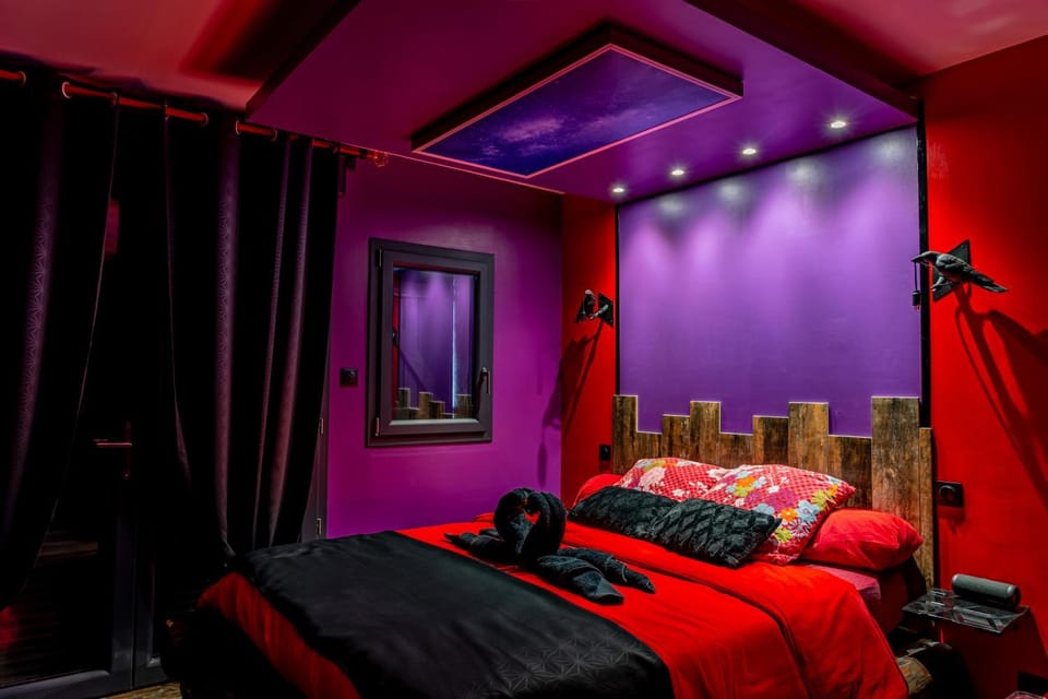 Bed, Night, air conditioner