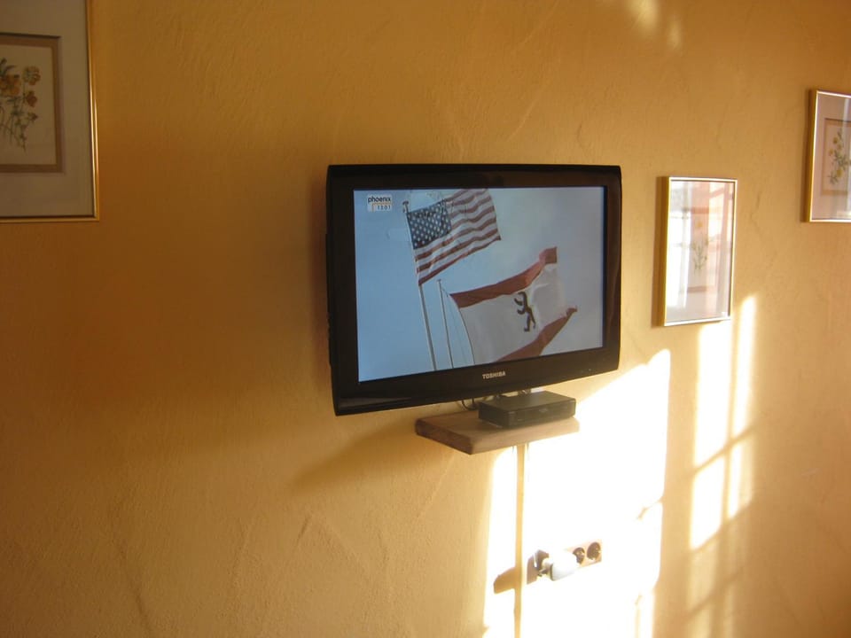 TV and multimedia, Bedroom