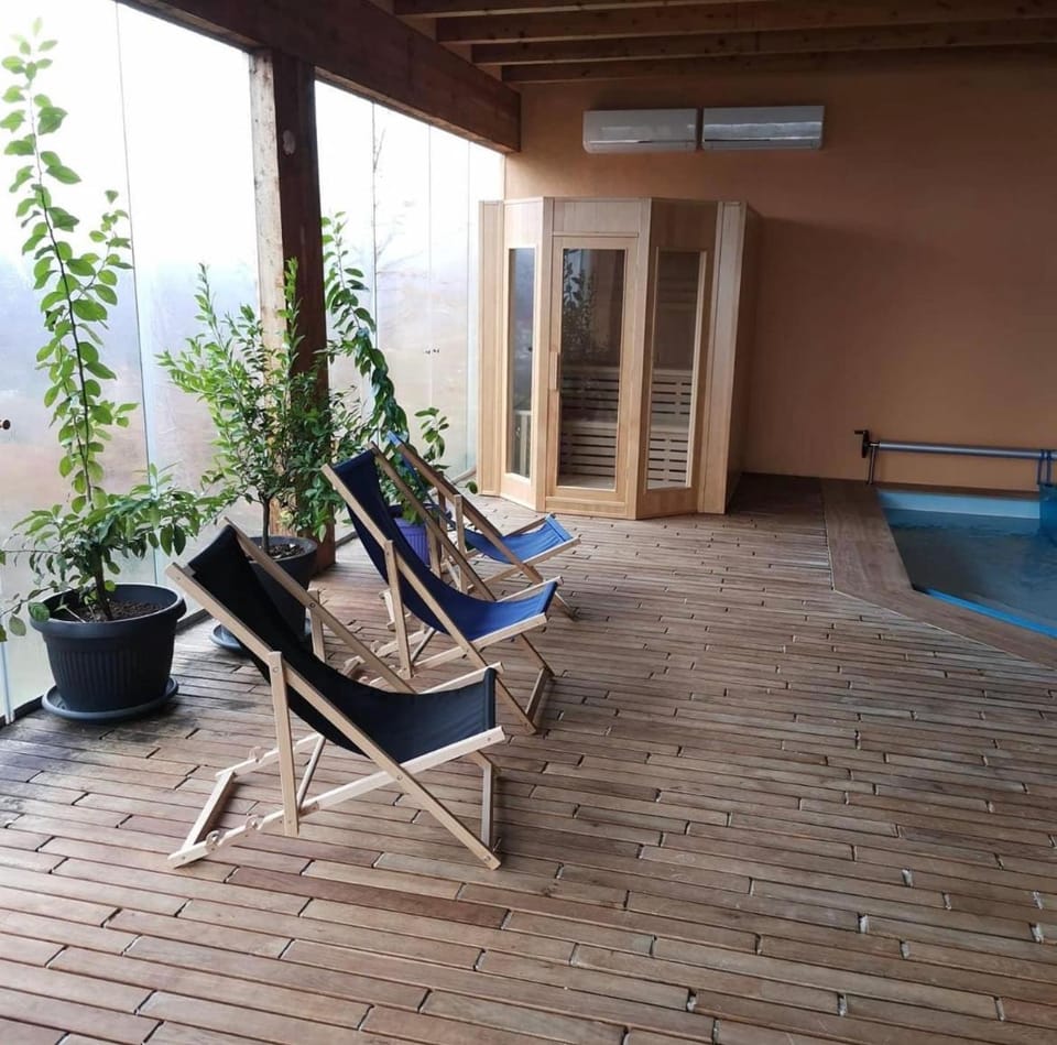 Country House Zemljanka Villa in Slovenia