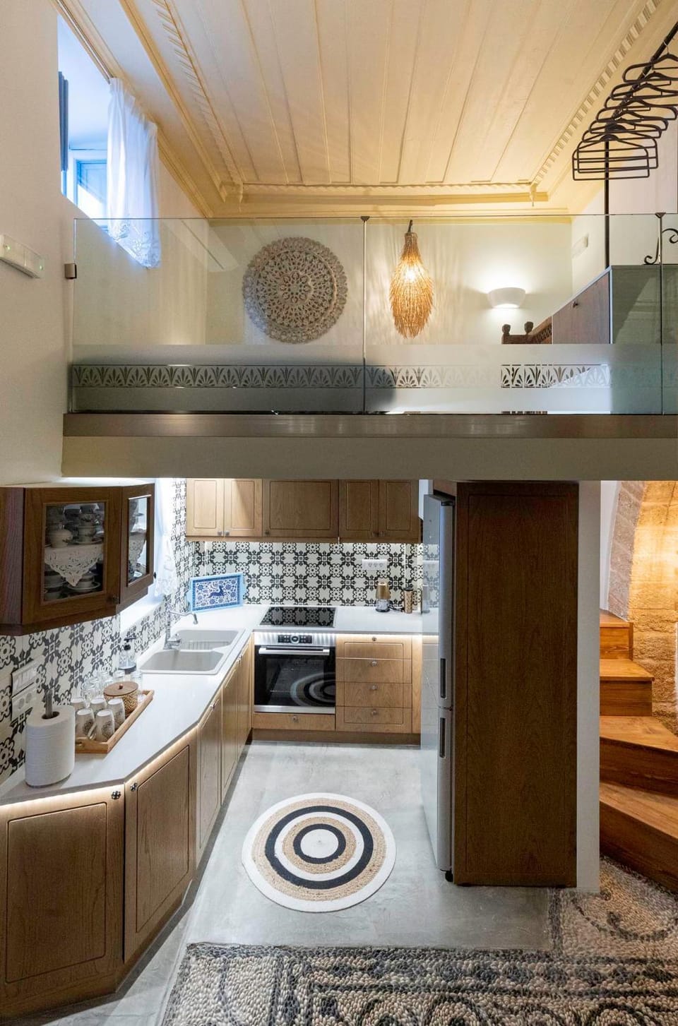 Bed, kitchen