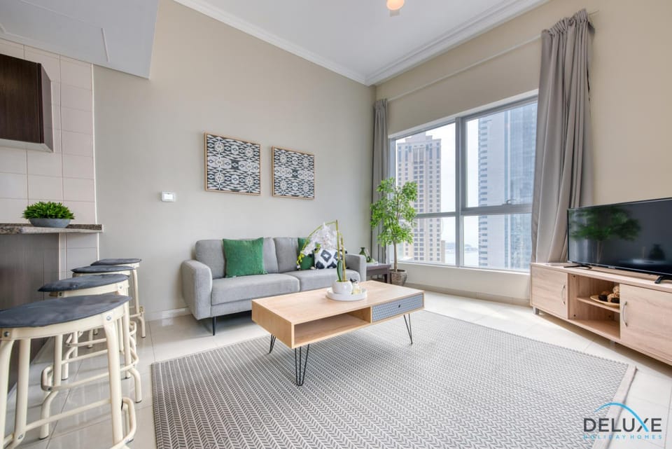 TV and multimedia, Living room, Other, Photo of the whole room, Decorative detail, Seating area, Dining area