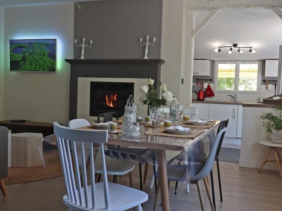 Charmante maison avec jardin et Wifi inclus - FR-1-497-133 House in Normandy
