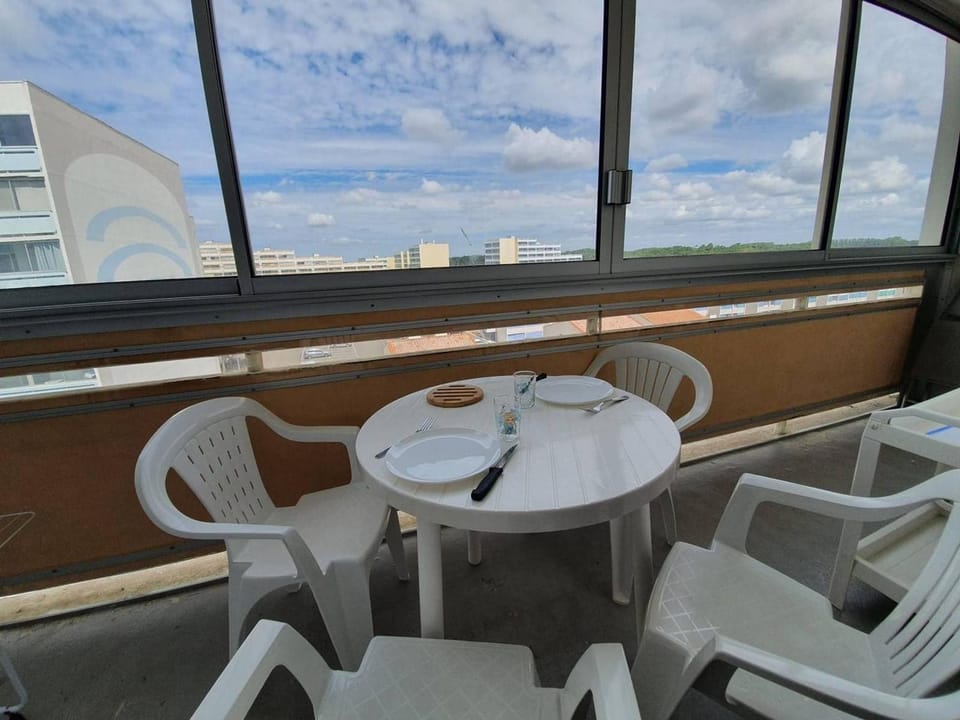 Studio refait à neuf, 4 couchages, plage immédiate - FR-1-224C-135 Apartment in Saint-Jean-de-Monts