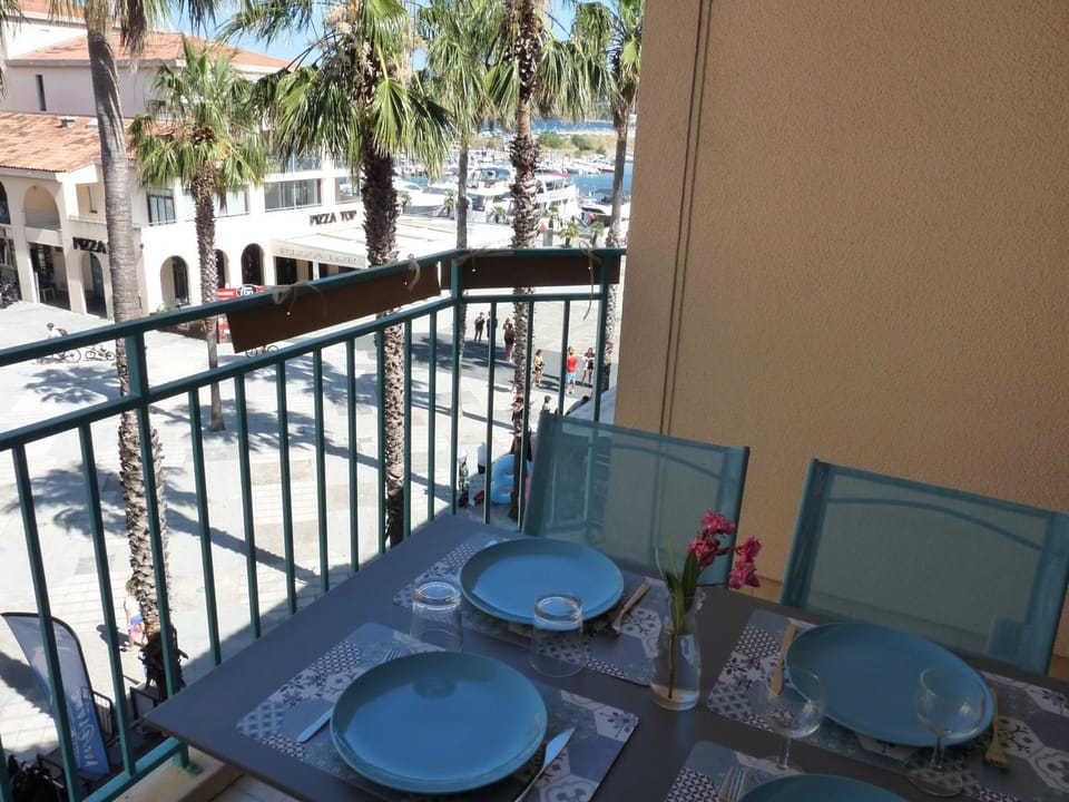 View (from property/room), Balcony/Terrace, Sea view
