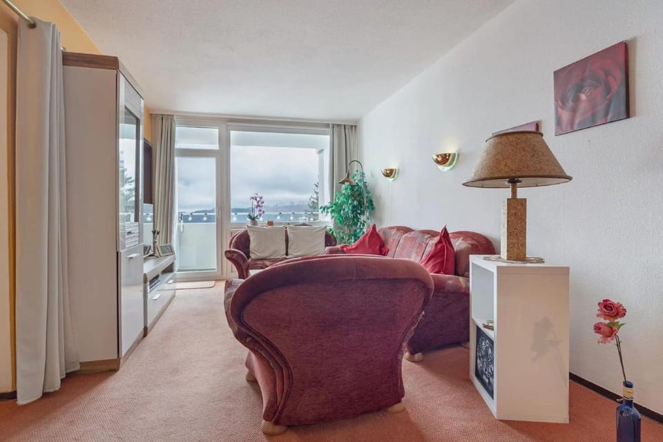 TV and multimedia, Living room, Photo of the whole room, Seating area