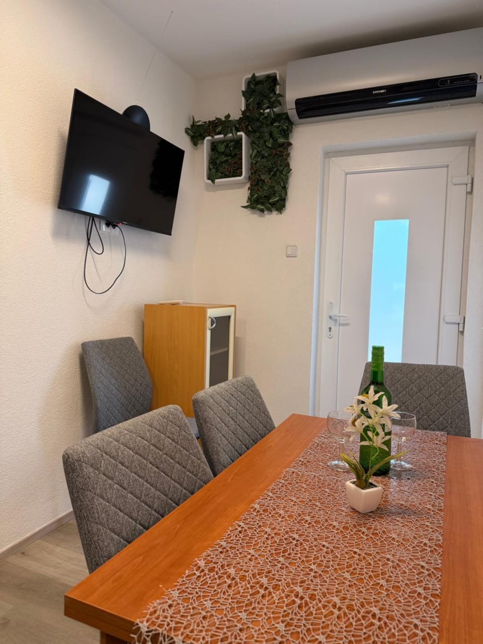 Apartman Kata Apartment in Primorje-Gorski Kotar County