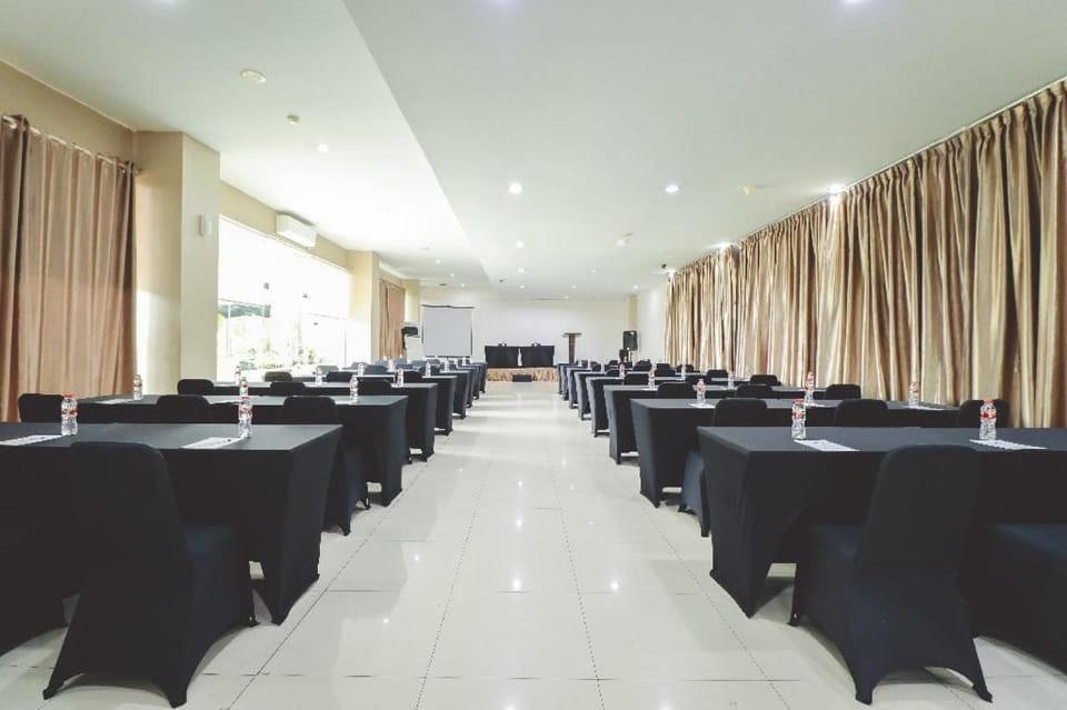 Meeting/conference room