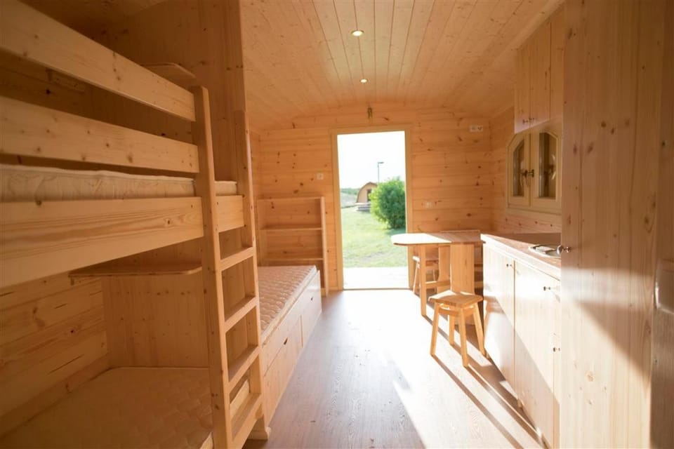bunk bed