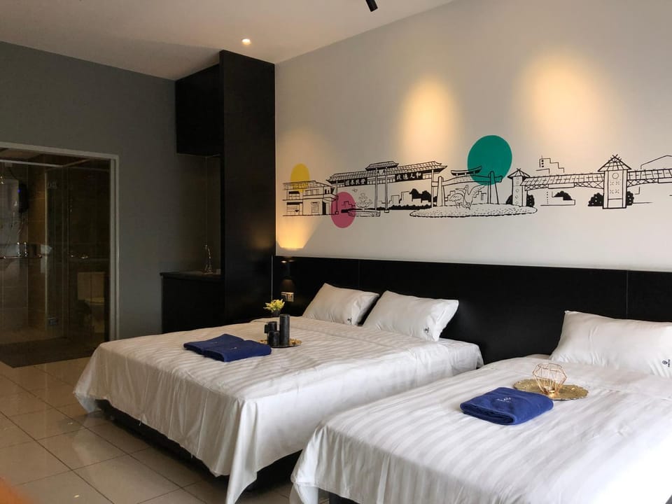 Bed, Photo of the whole room, Decorative detail, Bedroom