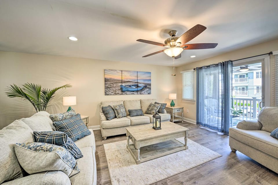 Retreat w/ BBQ + Balcony: 1 Block to Boardwalk! House in Wildwood