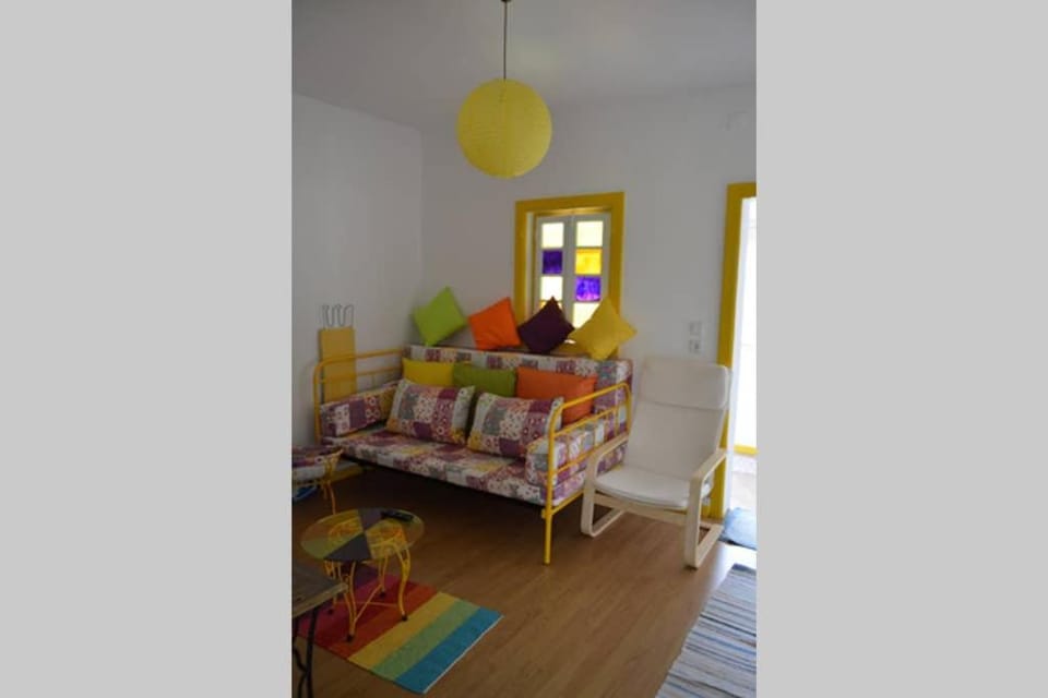 Casa 4 Estaçoes House in Leiria, Portugal
