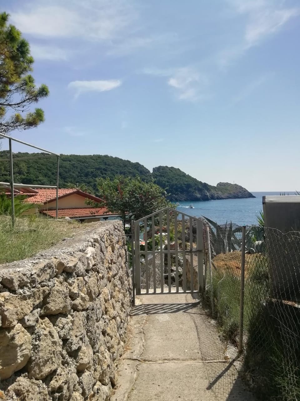 Patio, Day, Natural landscape, Beach, Sea view