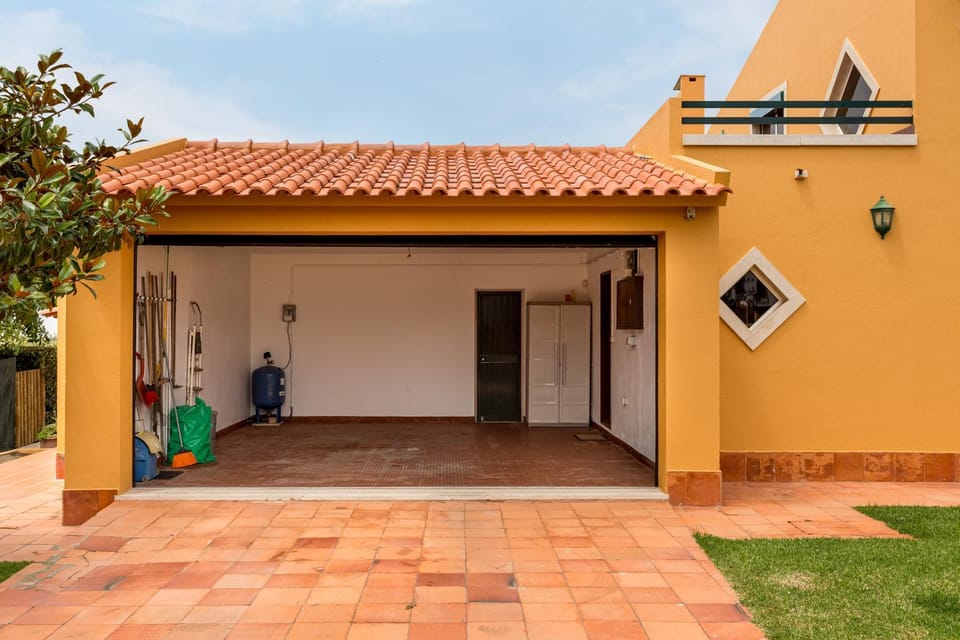 Casa do Vale Chalet in Lisbon District