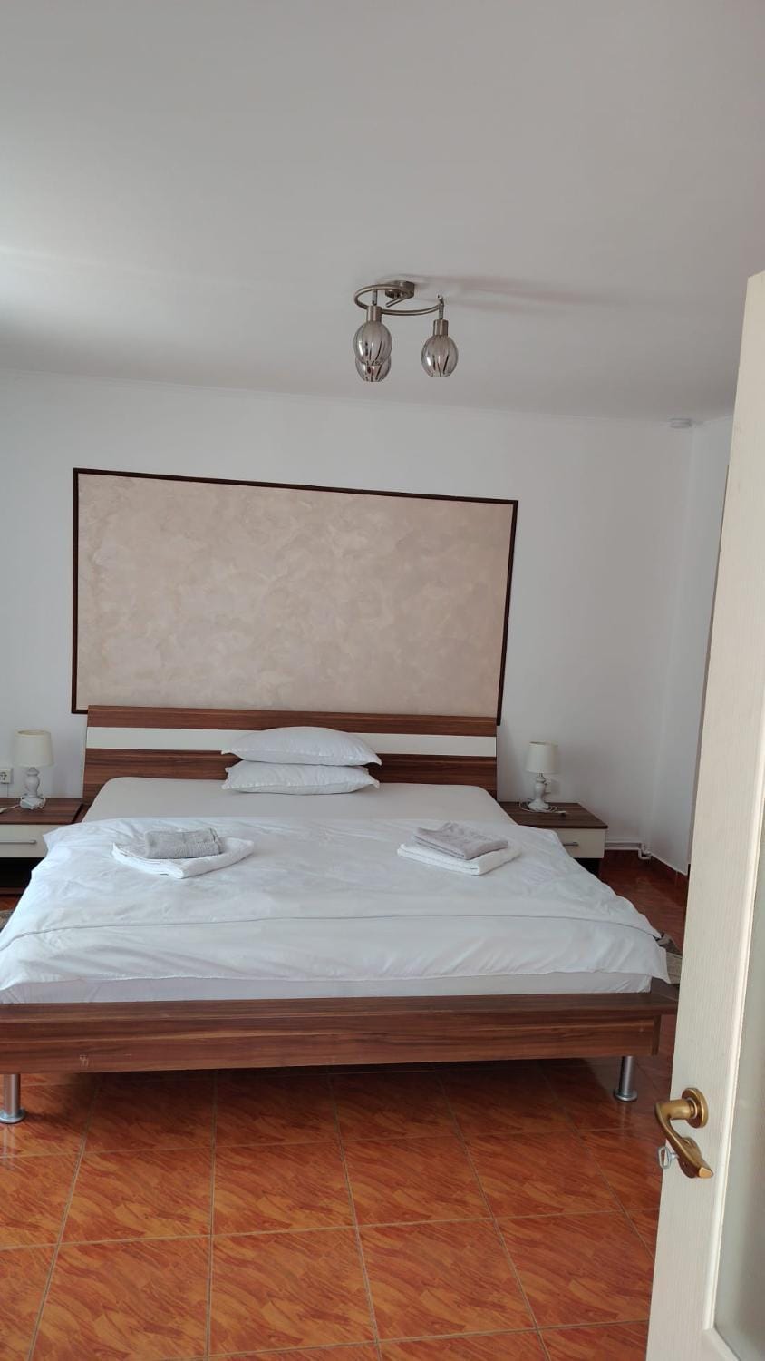 Casa Madalina Bed and Breakfast in Romania