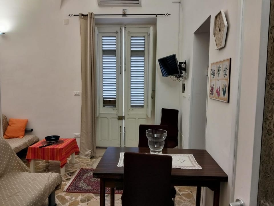 Lo Sbarco House in Marsala