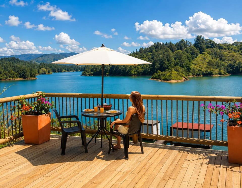 Balcony/Terrace, Lake view, Breakfast