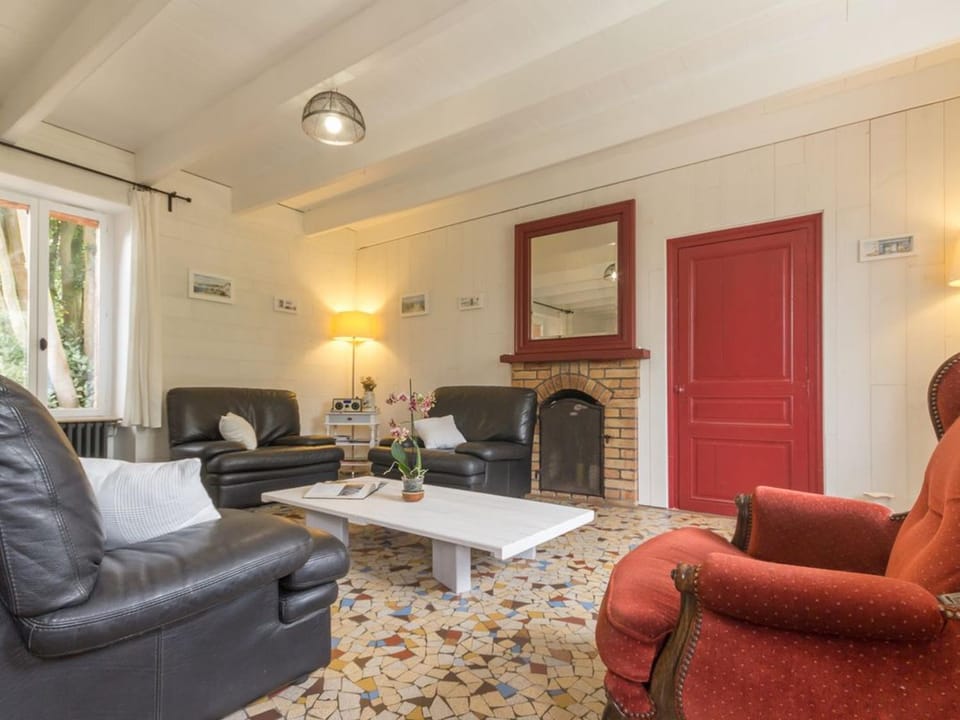 Longère Bretonne Rénovée avec Parking et WiFi - FR-1-306-841 House in Pays de la Loire