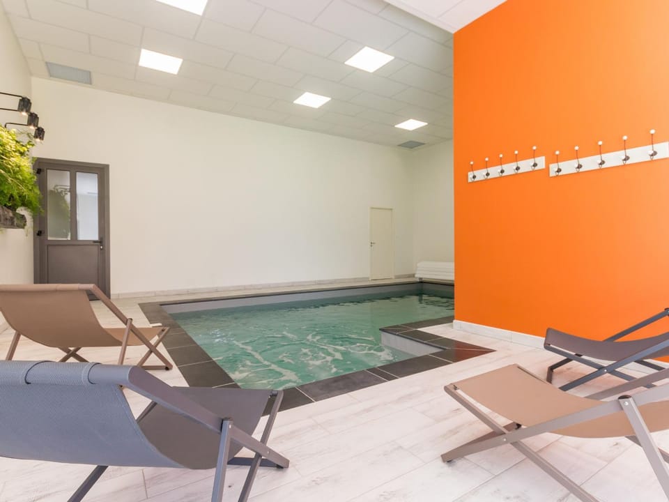 Élégant Gîte Rural avec Piscine Intérieure Chauffée près de Nantes - FR-1-306-913 House in Pays de la Loire