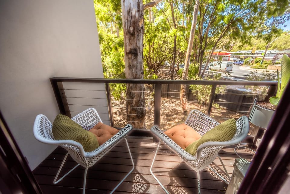 Balcony/Terrace, Garden view