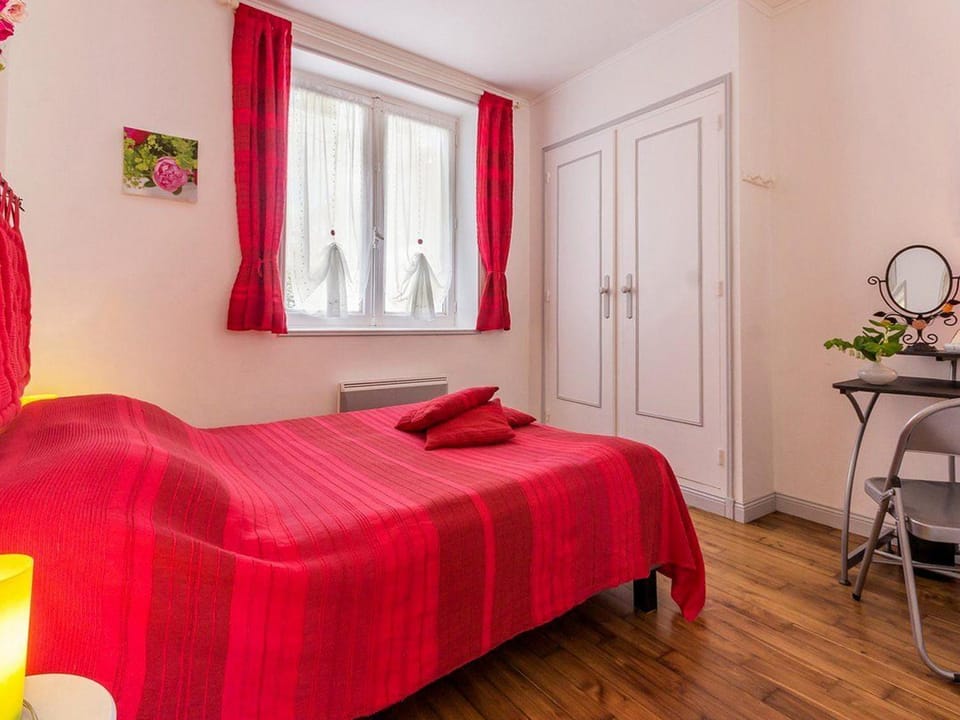 Gîte rénové calme avec jardin fleuri, à proximité du canal de Nantes à Brest et de la forêt du Gâvre - FR-1-306-1007 House in Pays de la Loire