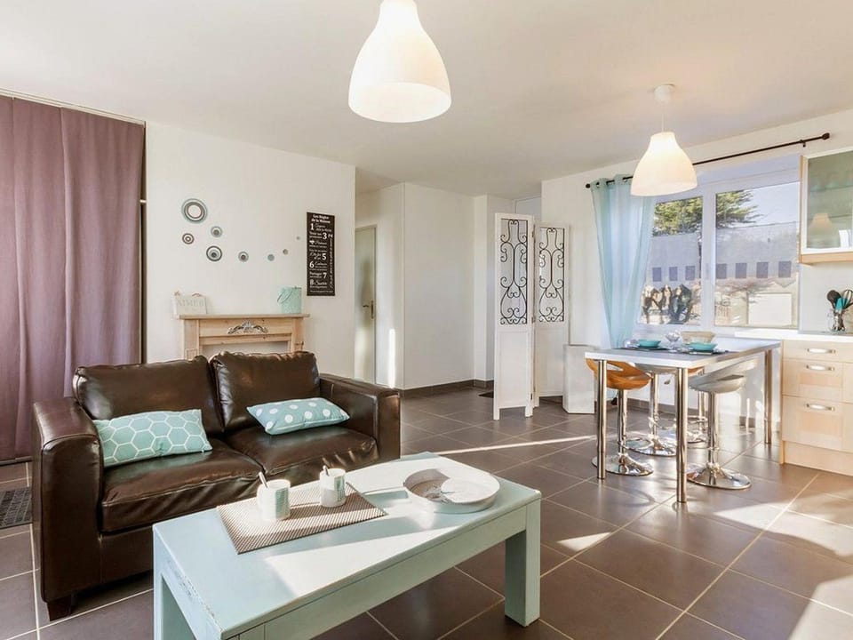 Gîte paisible proche de la mer avec jardin, WIFI, et équipements bébé - FR-1-306-1037 House in Pornic