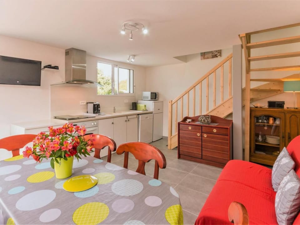 Maison mitoyenne cosy à 200m de la mer avec terrasse, wifi et équipements bébé - FR-1-306-1062 House in La Plaine-sur-Mer