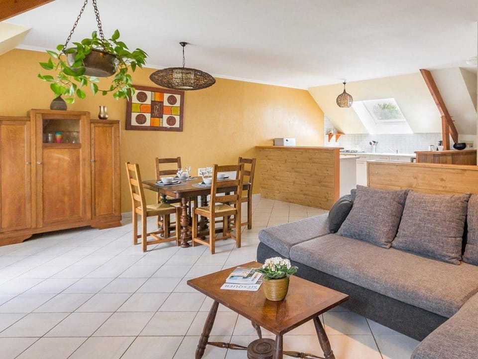 Gîte lumineux avec jardin privatif près des plages, équipement bébé et recharge électrique - FR-1-306-1104 House in La Turballe