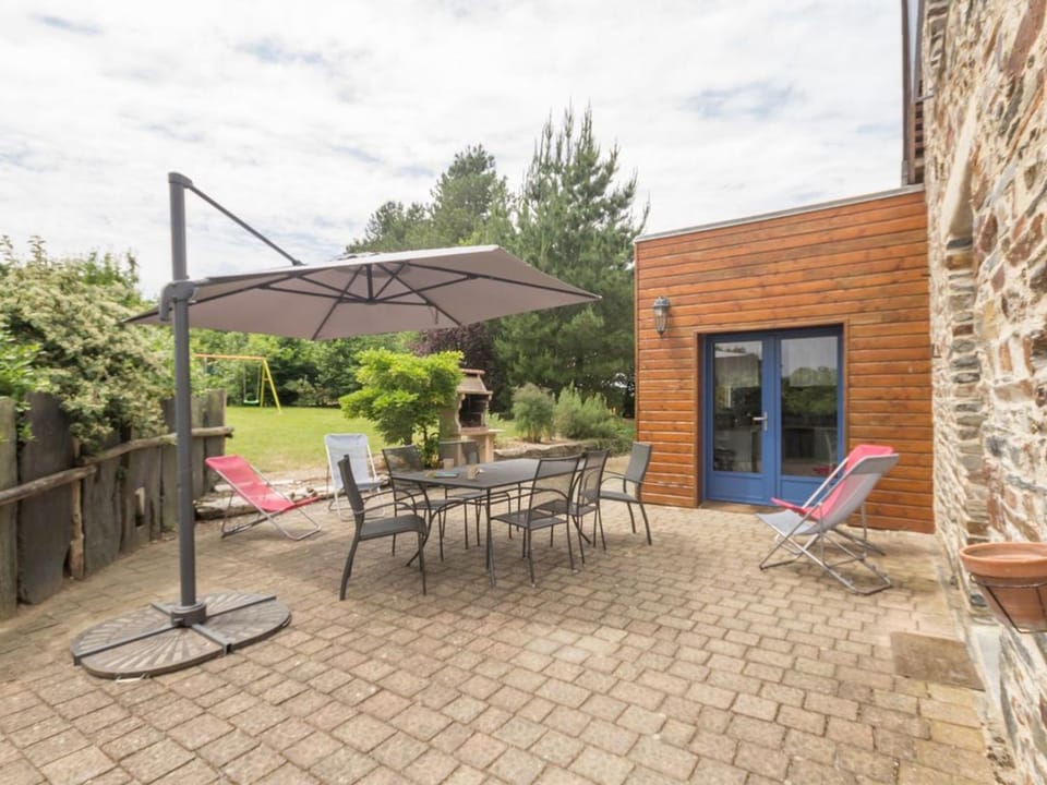 Gîte familial au cœur de la Vallée du Don avec jardin clos, activités et équipements complets - FR-1-306-1107 House in Pays de la Loire