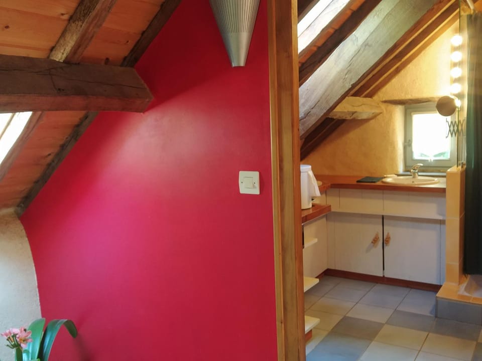 Gîte paisible en parc arboré, 3 ch., prox. Nantes/Rennes, équipements bébé, activités plein air - FR-1-306-1115 House in Pays de la Loire