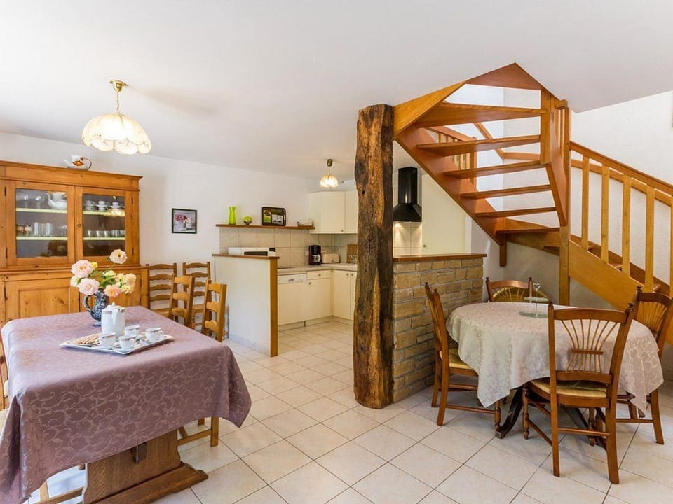 Gîte familial au calme avec jardin, près de Nantes et St Nazaire, activités pour petits et grands - FR-1-306-1119 House in Pays de la Loire