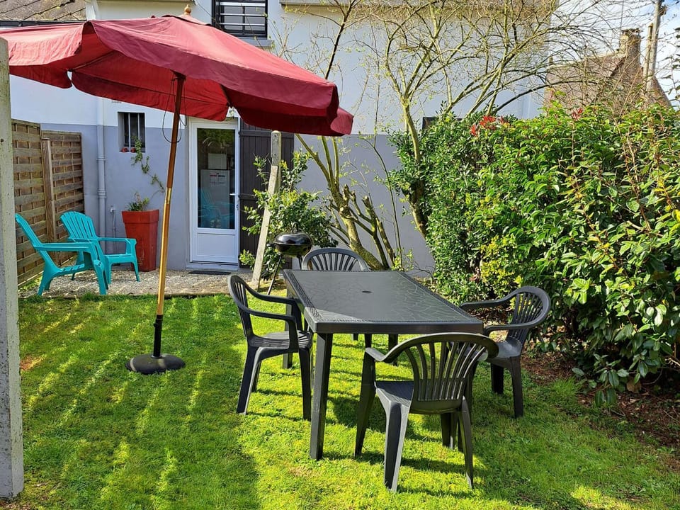 Gîte rénové avec jardin privé, proche de la Baule et Guérande, idéal pour 4 personnes. Country House in Pays de la Loire