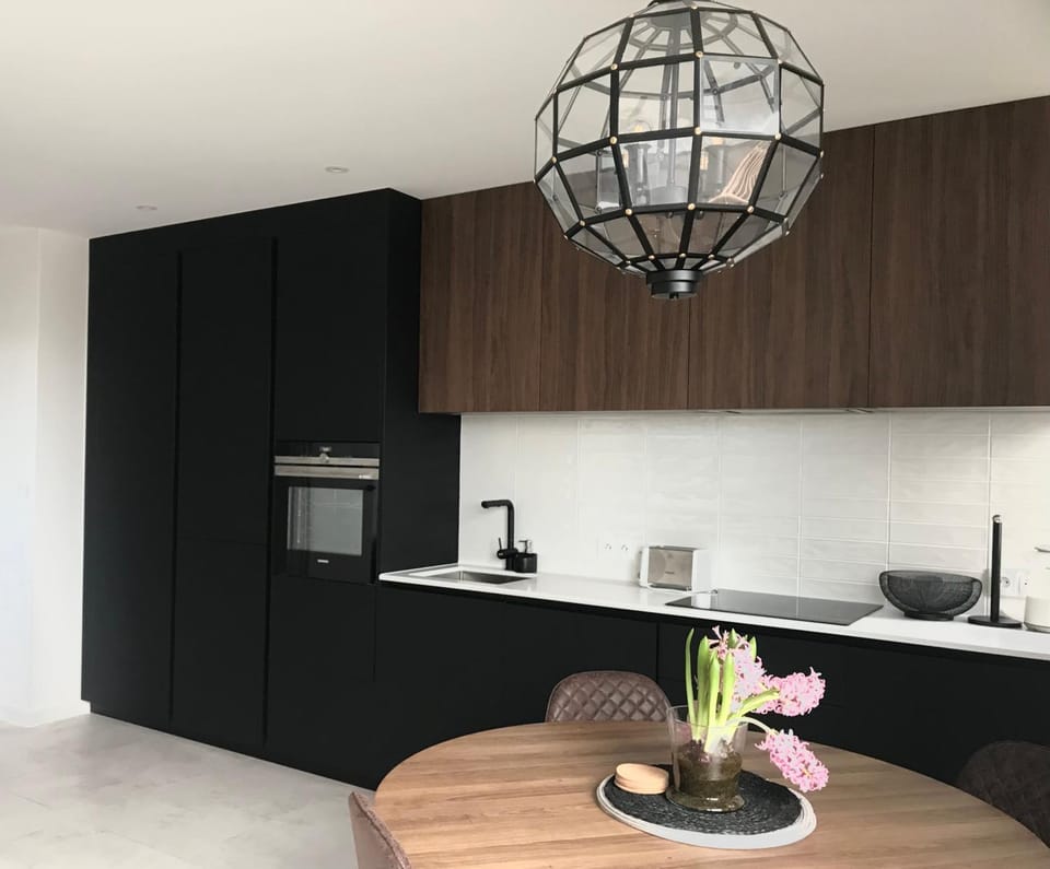 Baltic Riviera Apartments - Garden Sanctuary Retreat Apartment in Gdansk