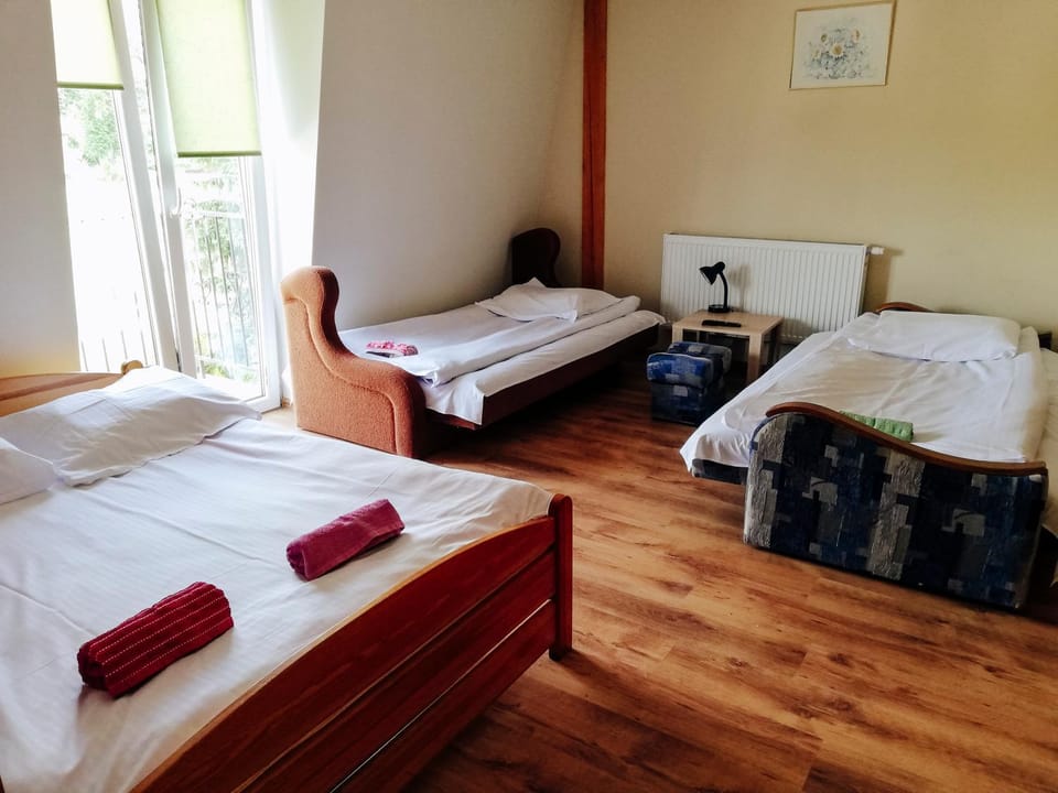 View (from property/room), Balcony/Terrace, Other, Photo of the whole room, Decorative detail, Bedroom, On site, Area and facilities
