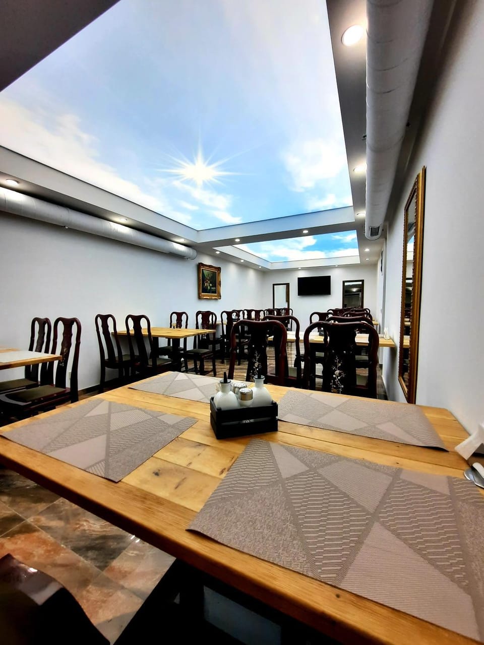 Restaurant/places to eat, Food and drinks, Banquet/Function facilities, Seating area, Breakfast, Drinks