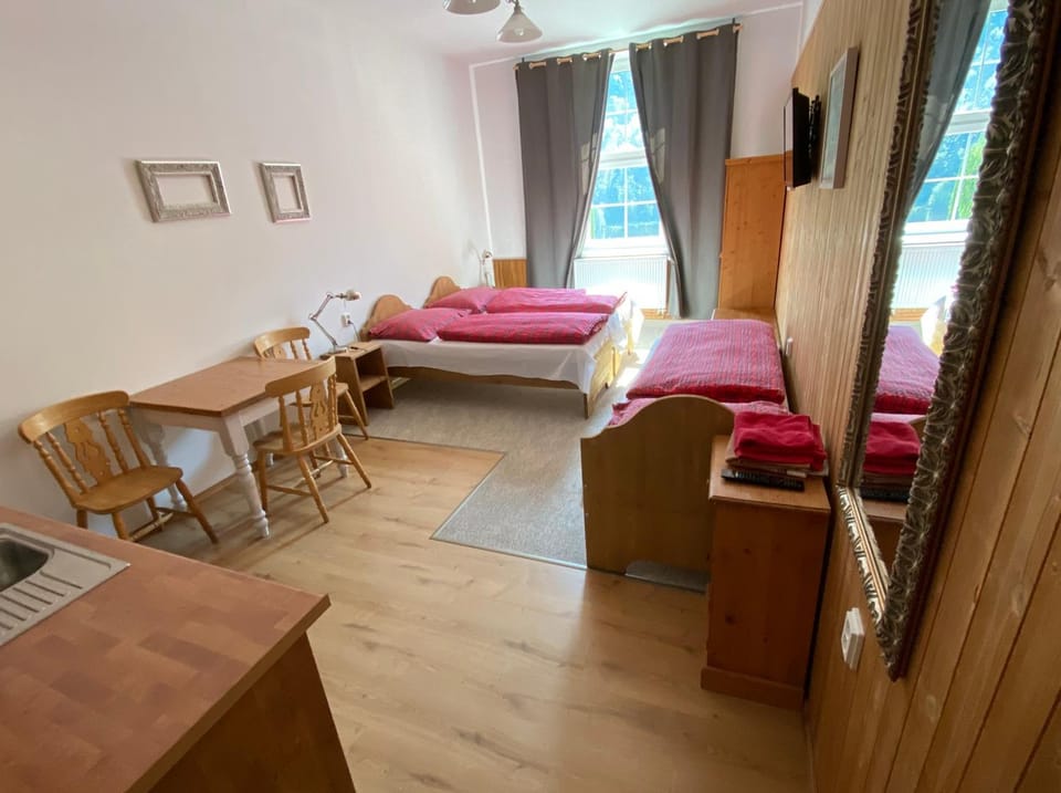 penzion Kaskáda Solenice Bed and Breakfast in Czechia