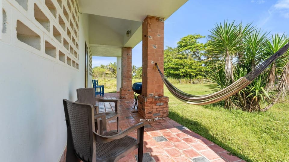 Beachfront Apt on Aguada-5min from Rincon Apartment in Puerto Rico