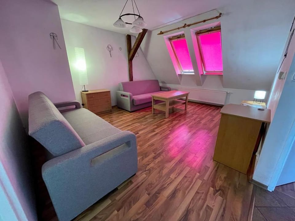 Bed, Living room, Seating area