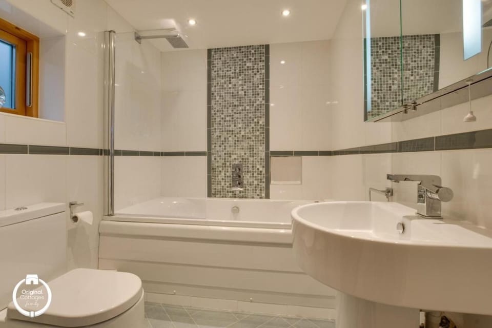 The Old Stables Aberdyfi apartment 3 Apartment in Wales