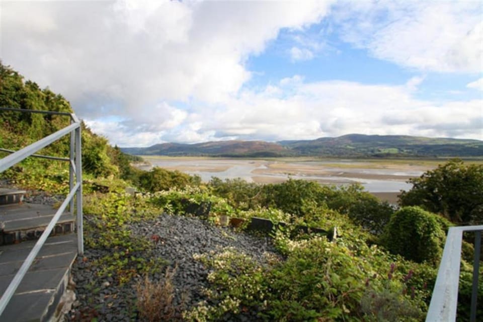 The Old Stables Aberdyfi apartment 6 Apartment in Wales