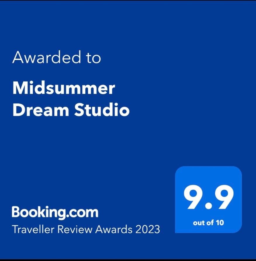 Midsummer Dream Studio Apartment in Constanța County