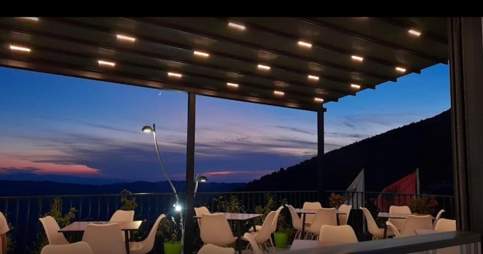 Balcony/Terrace, Dining area
