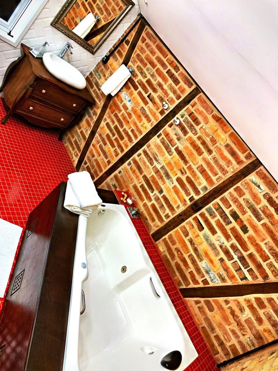Hot Tub, Bathroom