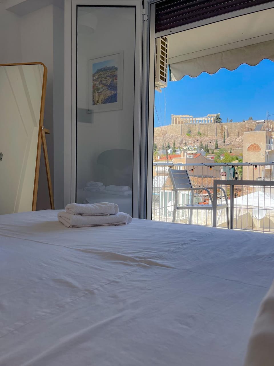 View (from property/room), Bedroom, City view, Landmark view, Street view