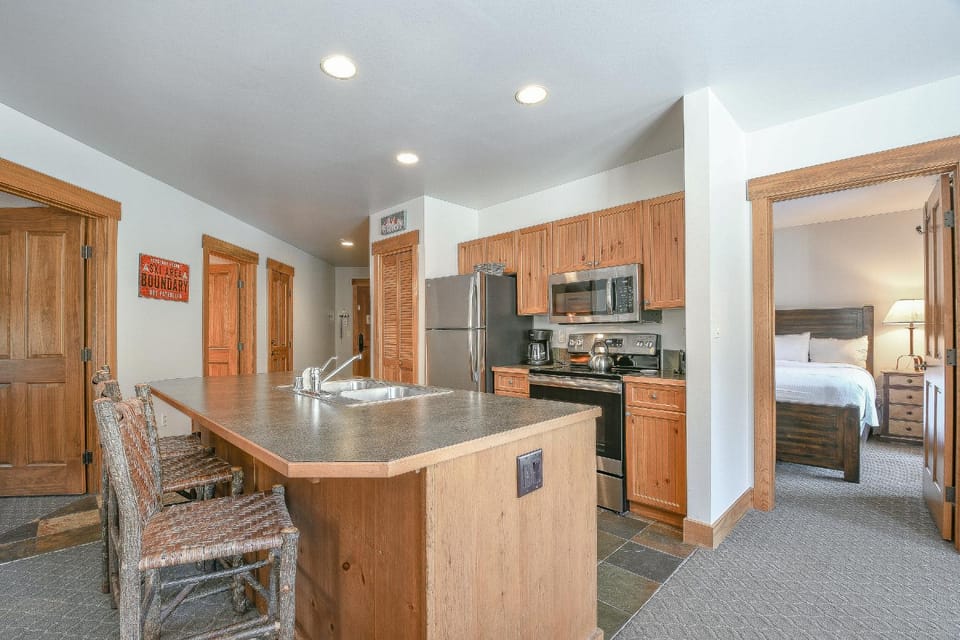 Springs 8829 by SummitCove Lodging in Colorado House in Keystone