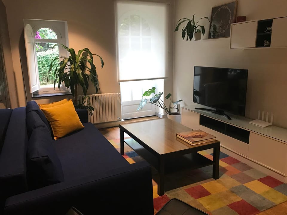 Living room, Evening entertainment