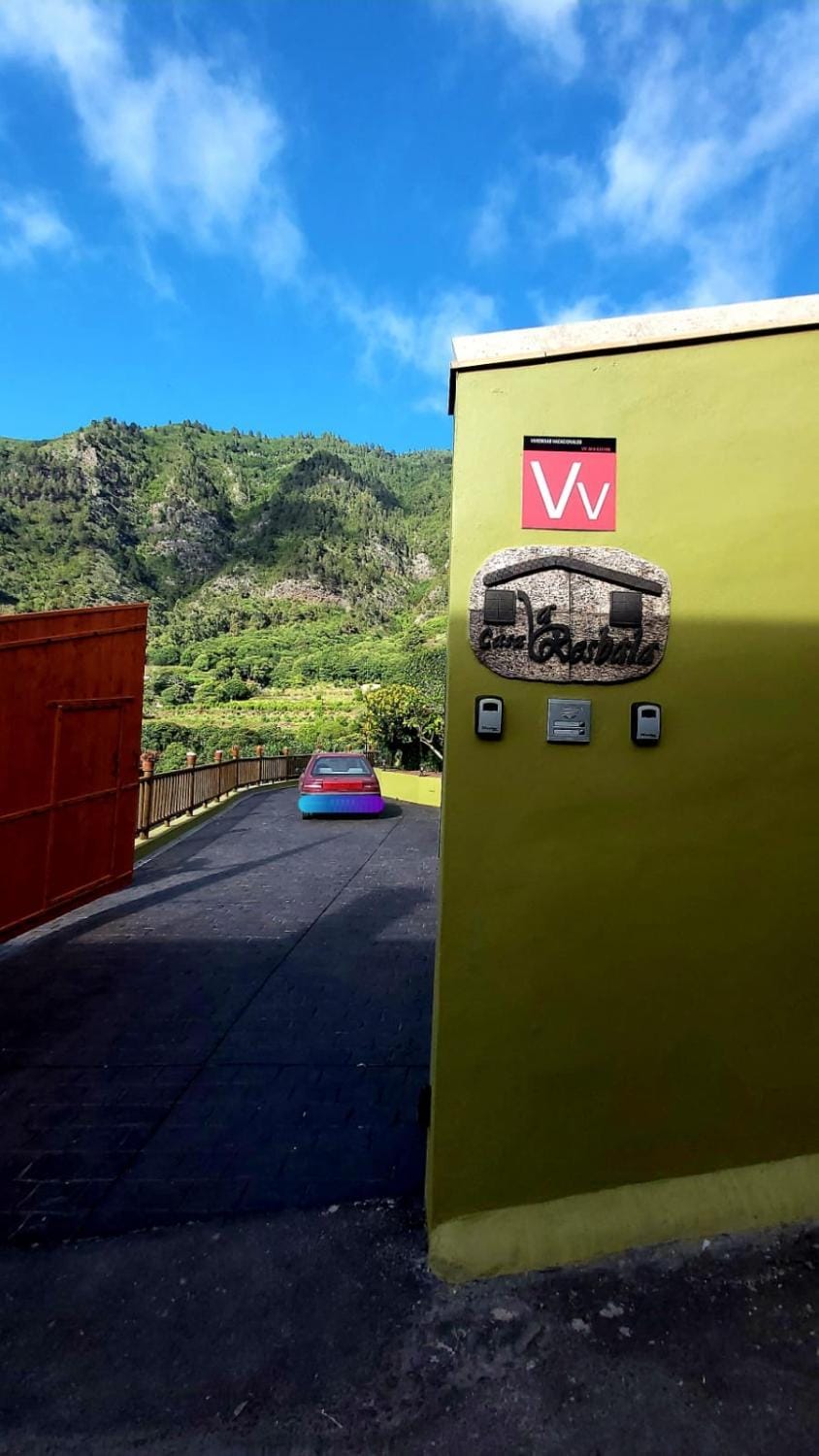Casa Rural La Resbala - Casa Tajinaste House in Orotava Valley